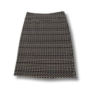 Margaret M Skirt